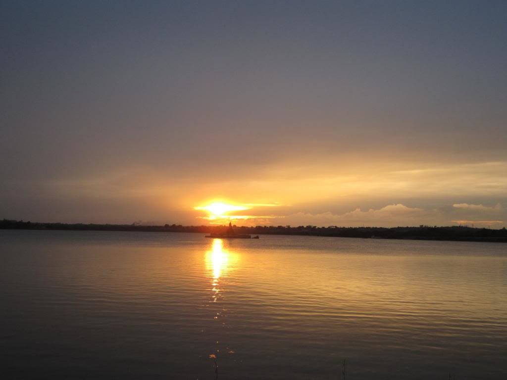 Unkal Lake